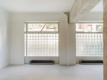 Minimalistyczne mieszkanie, projekt Jorge Borondo + Ana Petra Moriyón 