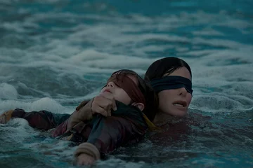 Kadr z filmu „Bird Box” 