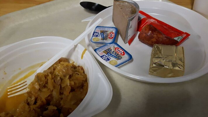 Miniatura: Takie posiłki otrzymują polscy żołnierze w...