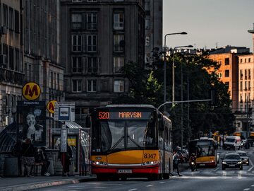 Transport publiczny w Warszawie