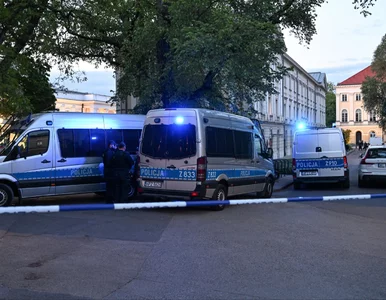 Miniatura: Makabryczna zbrodnia na UW. Wiadomo, kim...