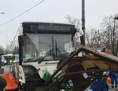 Miniatura: Moskwa. Kierowca autobusu wjechał w...