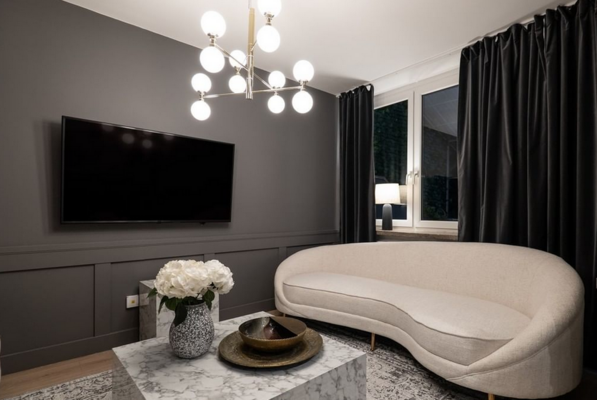 Miniatura: „Totalne remonty Szelągowskiej”. Dorota...