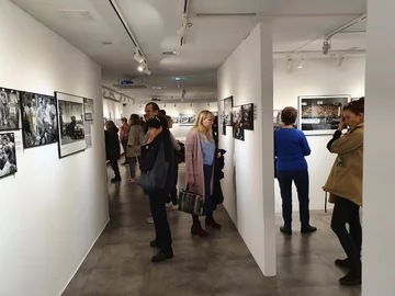 Wystawa fotografii NIEDENTHAL w Domu Spotkań z Historią 