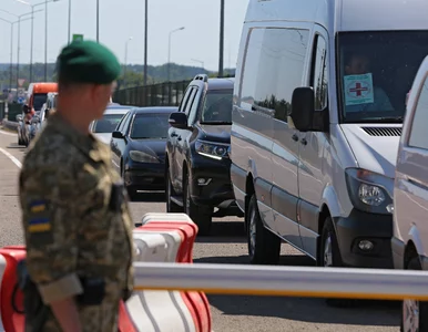 Miniatura: Szturm kierowców na przejścia graniczne z...