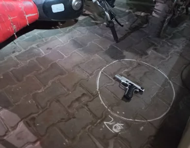 Miniatura: Były polityk rozmawiał z dziennikarzami....