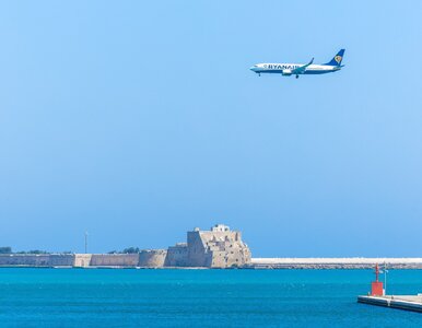 Miniatura: Lotniskom we Włoszech brakuje paliwa....