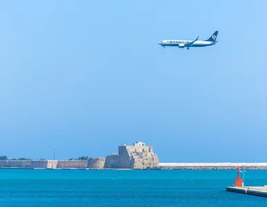 Miniatura: Lotniskom we Włoszech brakuje paliwa....