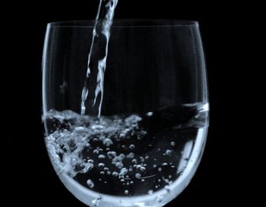 Miniatura: Polacy obawiają się, że zabraknie wody pitnej