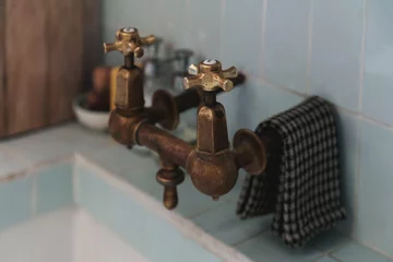 Słoneczne mieszkanie w pochmurnym Londynie, projekt Red Deer downloadfor.press, red deer