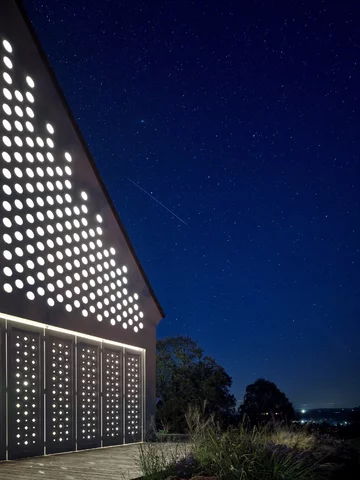 Mały dom w starym sadzie, projekt Jan Žaloudek 