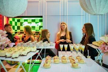 Fotorelacja z uroczystego otwarcia showroomu Deer Design w Warszawie 