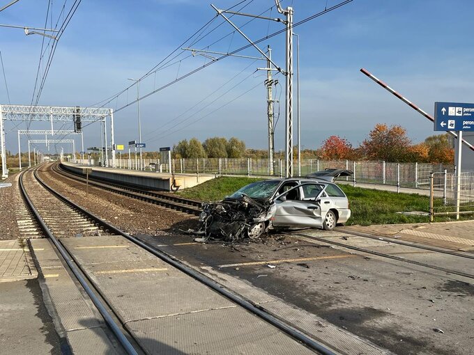 Wypadek na przejeździe kolejowym