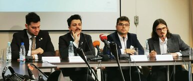 Miniatura: Lekarz na 10 oddziałach? Ministerstwo mówi...
