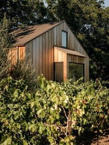 Miniatura: Dom stodoła, projekt Malcolm Davis...