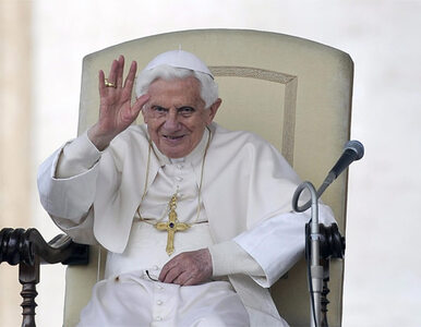 Miniatura: Pierwsza komunia: papież apeluje o umiar