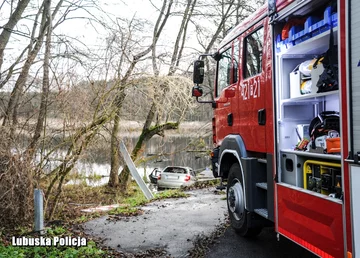 Akcja służb w miejscu tragicznego wypadku 