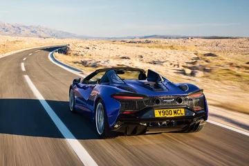 McLaren Artura Spider 