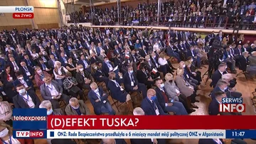 Paski TVP Info o Tusku i konwencji PO 