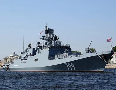 Miniatura: Nieoficjalnie: Płonie rosyjski okręt...