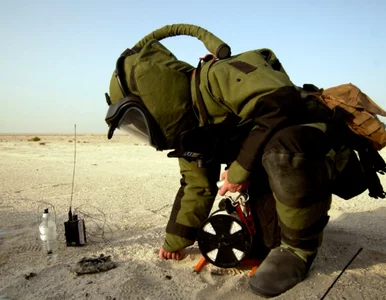 Miniatura: Przebiegł milę w 35-kilogramowym...