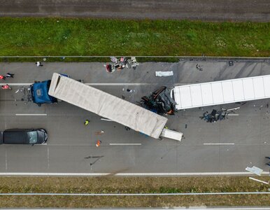 Miniatura: Dramat na A2. Korek pod Warszawą na...