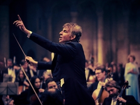 „Maestro” z Bradleyem Cooperem ze zwiastunem. Zobaczcie pierwsze fotki