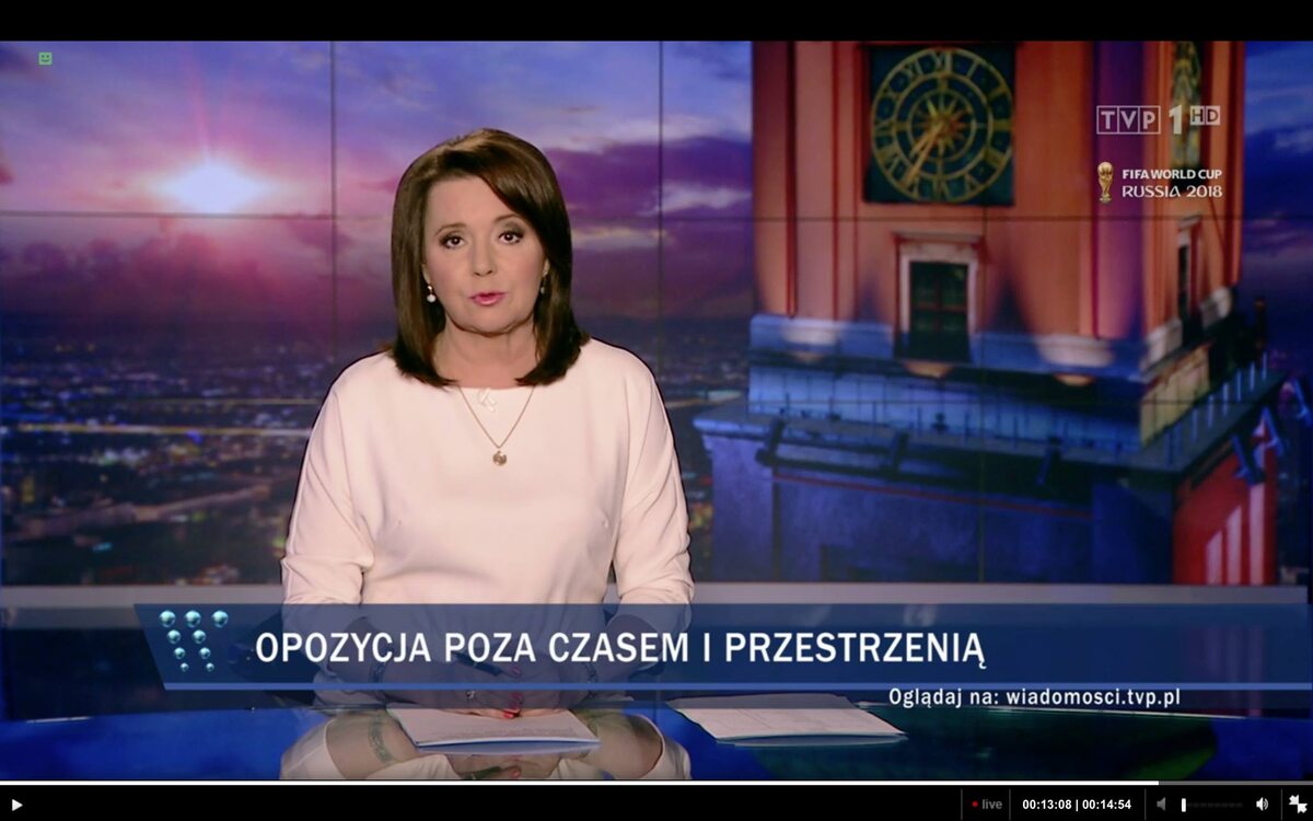 Paski informacyjne z "Wiadomości" TVP 