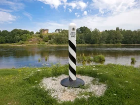 Miniatura: Płynął na materacu do Rosji. Polak...