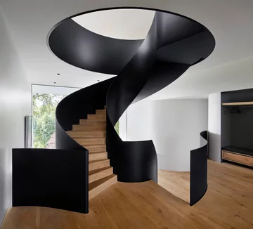 Schody z balustradą z giętej stali, projekt SPOL Architects Dinesen, schody, SPOL Architects