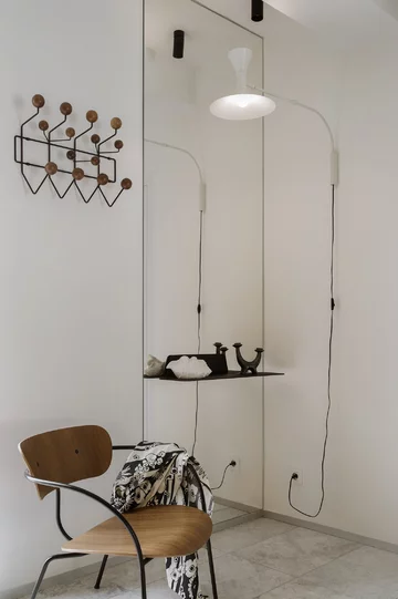 Dom pod Krakowem zaprojektowany przez Martę Palę-Szczerbak (Minimoo) to przykład minimalistycznego wnętrza, w którym główną rolę odgrywają naturalne materiały i bliskość natury 