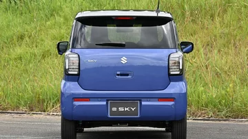 Suzuki e-Sky 2027 Suzuki e-SKY niedługo trafi do Polski.
