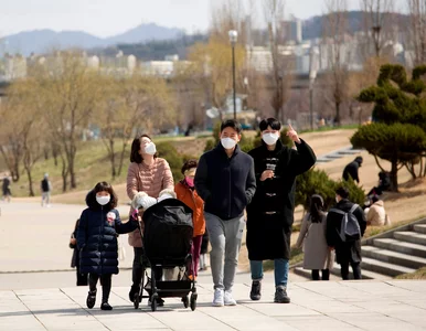 Miniatura: Koronawirus oczami fotografów. Te zdjęcia...