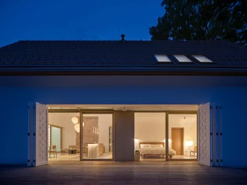 Mały dom w starym sadzie, projekt Jan Žaloudek 