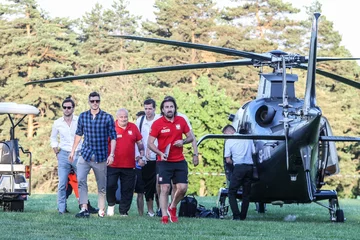 Polscy piłkarze dotarli do Arłamowa 