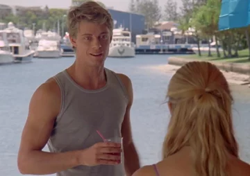 Luke Mitchell jako Will w serialu „H2O: Wystarczy kropla” 