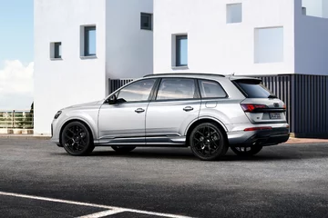 Nowe Audi Q7 TFSI e quattro 