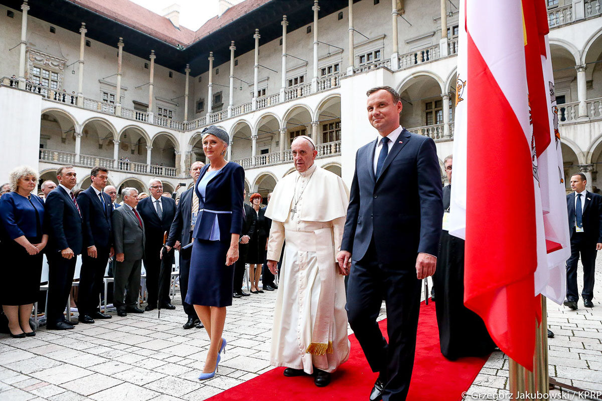 Spotkanie Papieża Franciszka z władzami państwowymi i korpusem dyplomatycznym na Wawelu (Kraków, 27 lipca 2016 r.) 