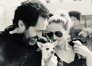 Demian Bichir i Stefanie Sherk 