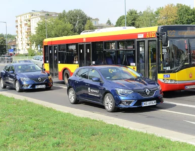 Miniatura: O ile zmalał ruch w polskich miastach?