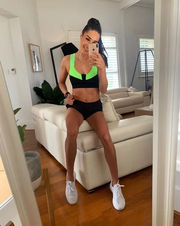 Kayla Itsines 