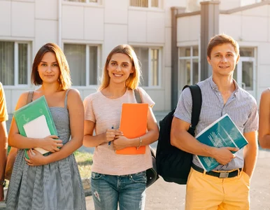Miniatura: Nagrodzeni za osiągnięcia. Studenci z...