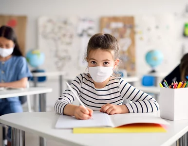 Miniatura: Koniec nauki zdalnej. Uczniowie wracają do...