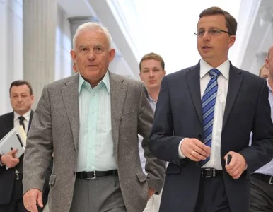 Miniatura: Poseł opozycji boi się inwigilacji