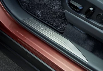 Lexus RZ 450e 
