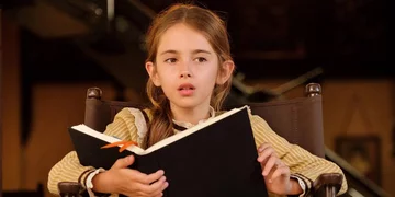 Julia Butters w filmie „Pewnego razu... w Hollywood” 