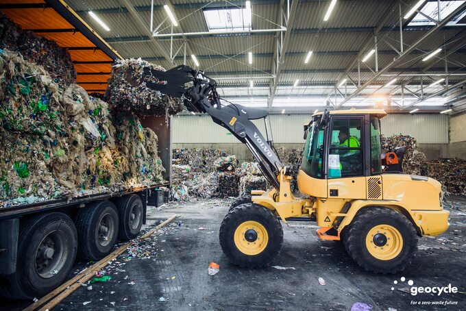 LafargeHolcim tylko w 2019 roku poddała recyklingowi 48 mln ton odpadów