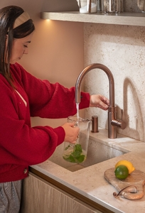 Miniatura: Wrzątek, filtrowana i gazowana woda prosto...