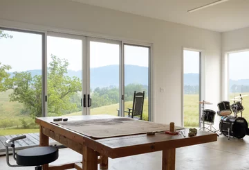 Drewniany dom projektu Bushman Dreyfus Architects 