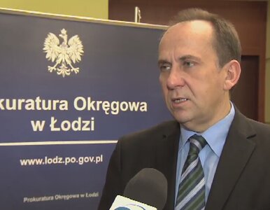 Miniatura: Ciężarna położyła się pod kołami auta w...